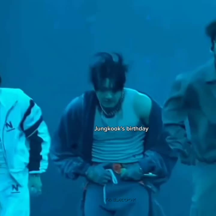 @๐๐ ๐ค