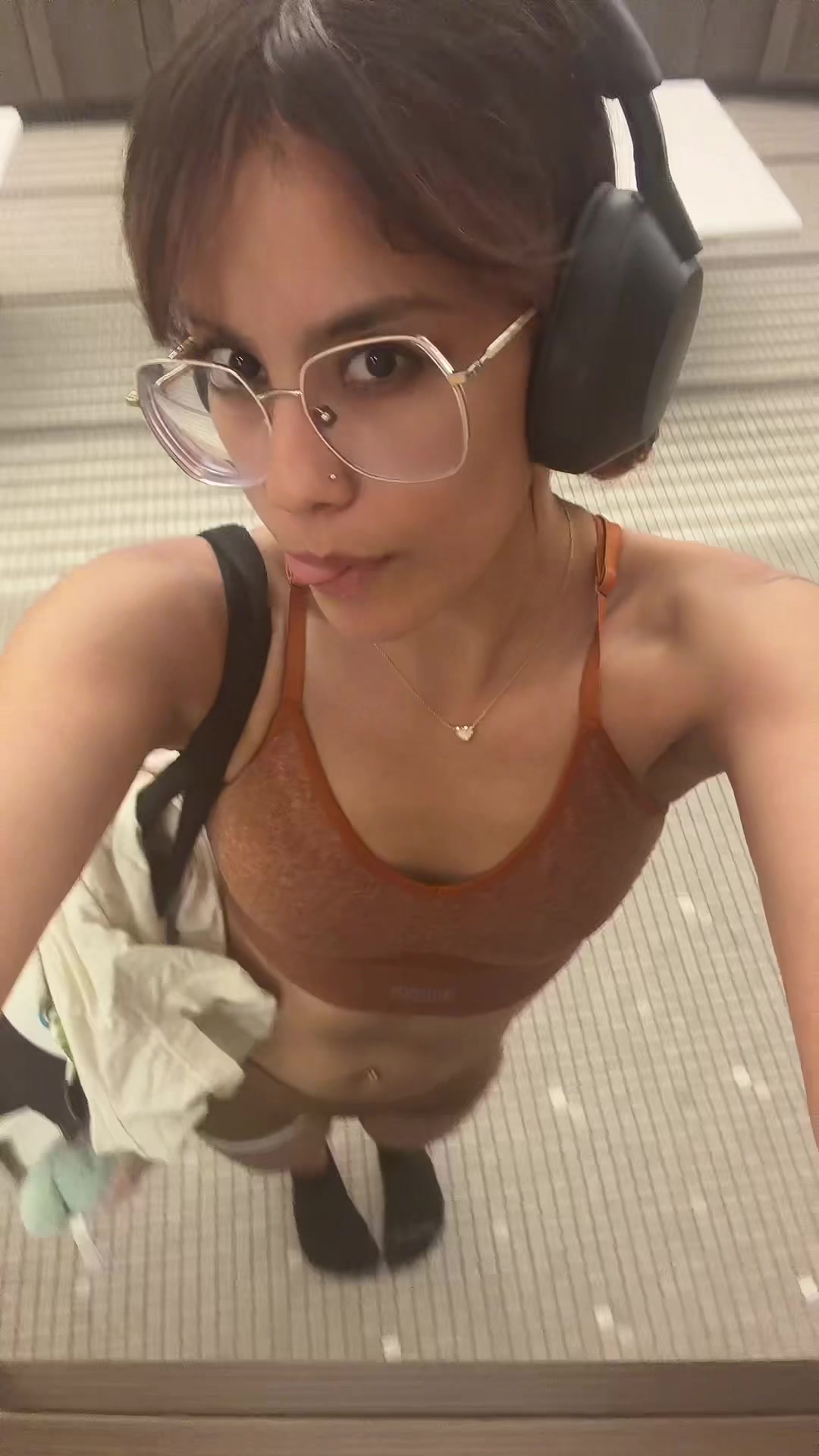 @lilahlaughs
