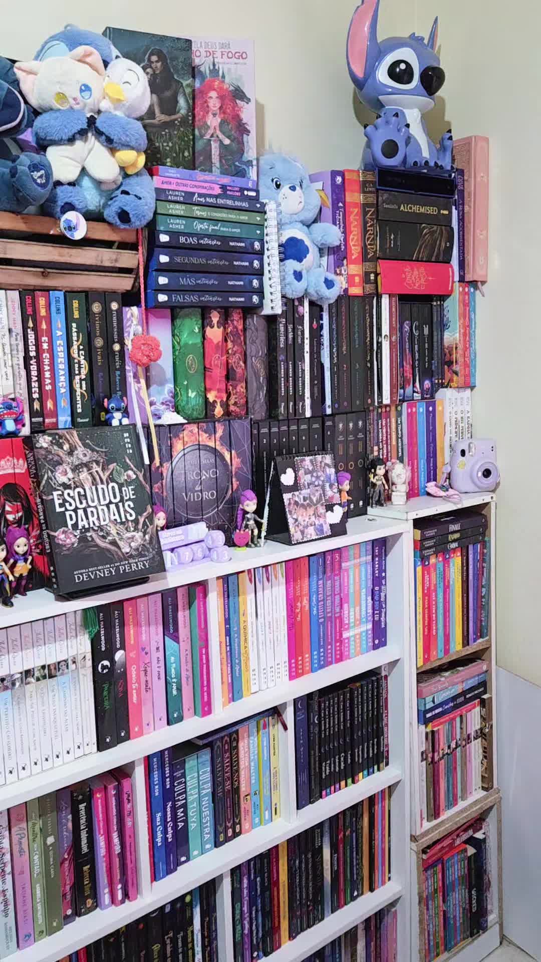 @Karin Books