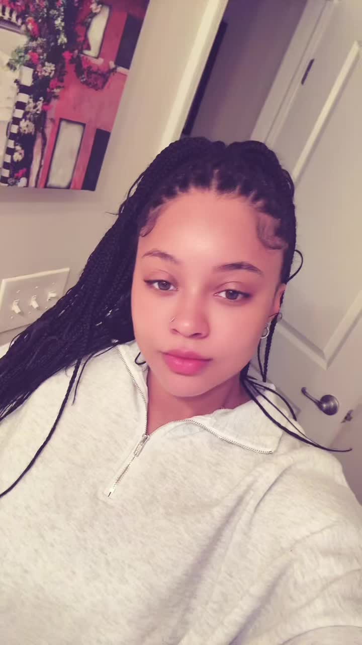 @_Sidnee