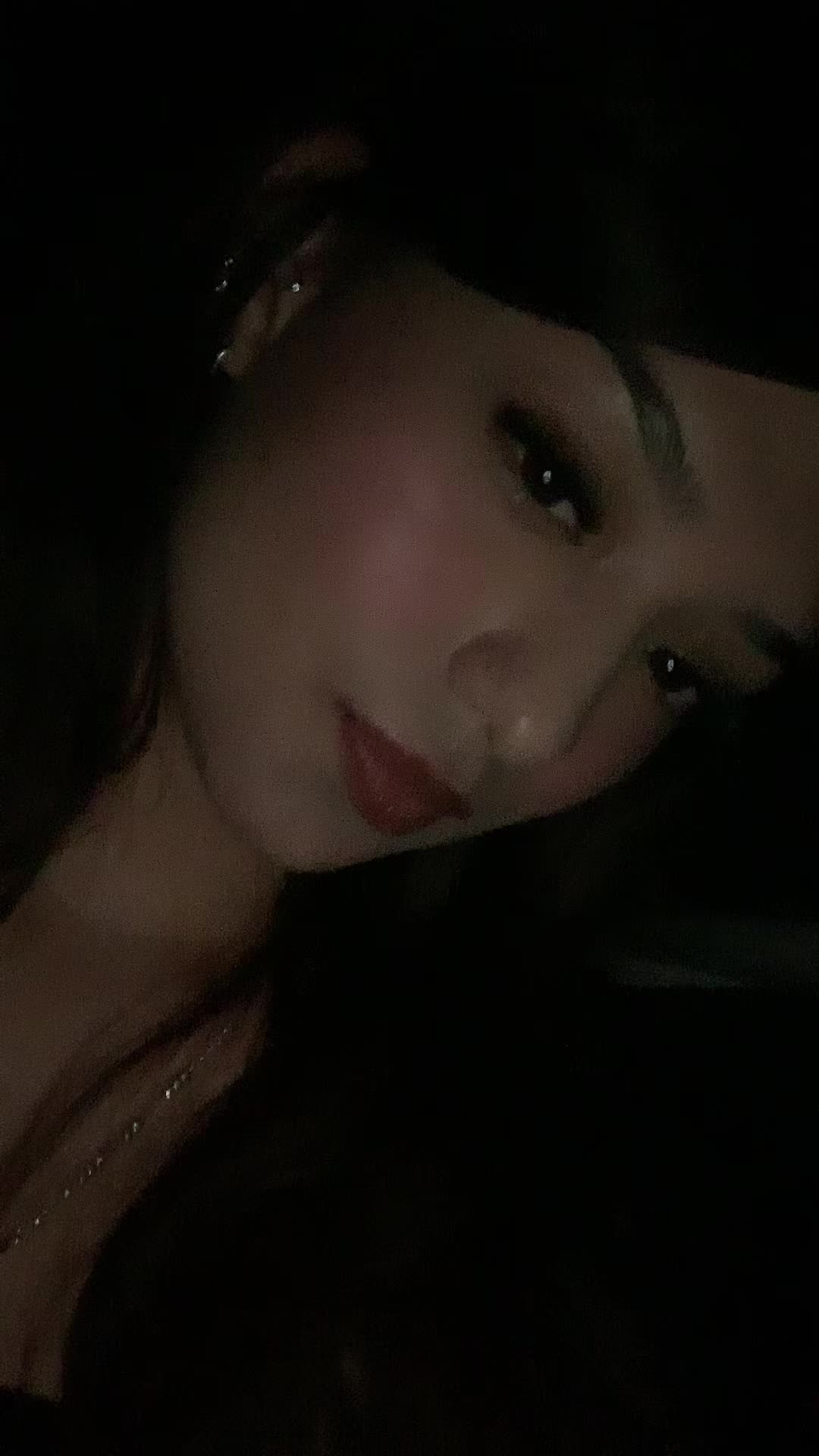 @Chloe