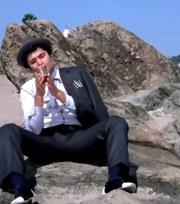 @Bollywood Love & Sad Songs