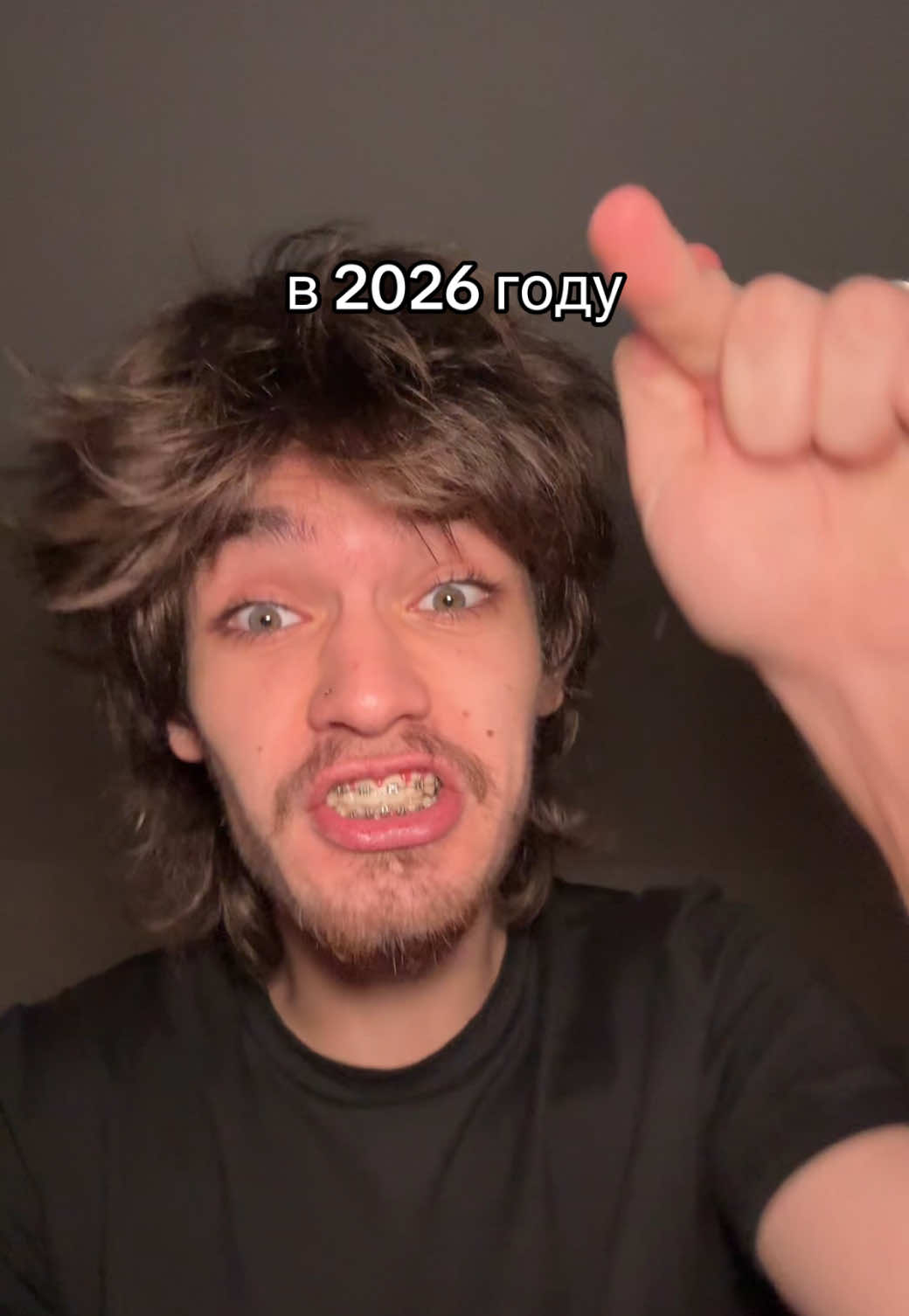 @absurdviktora