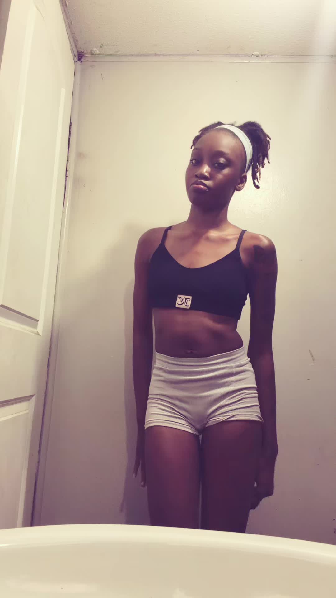 @skinnyminnie787