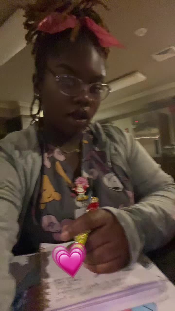 @DeReyonia <3