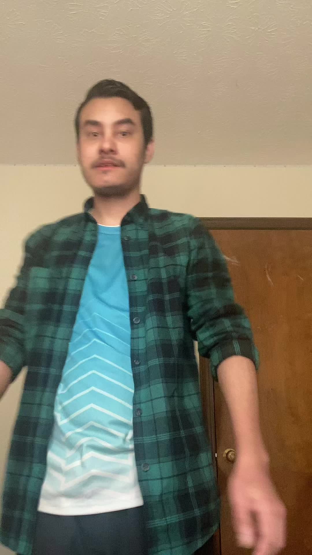 @🤟DAZZLE C 🫡