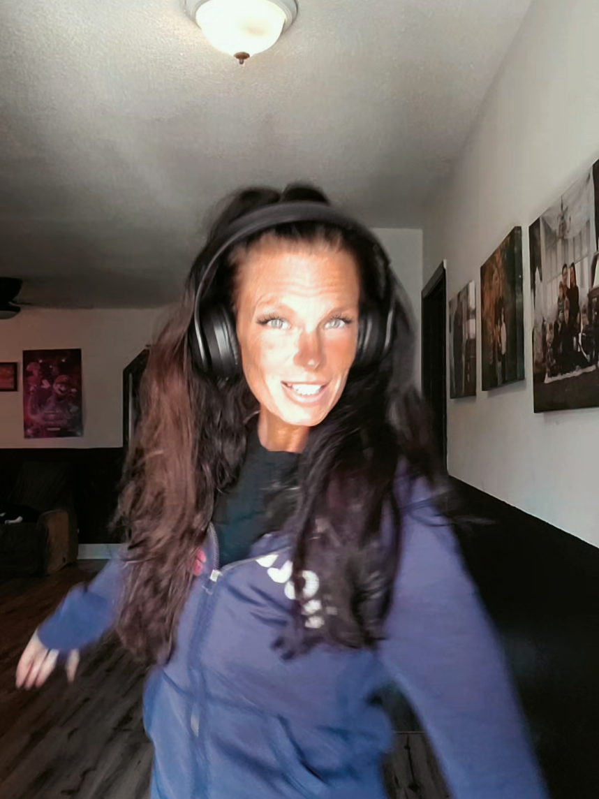 @ZoeyDichristopher🖤