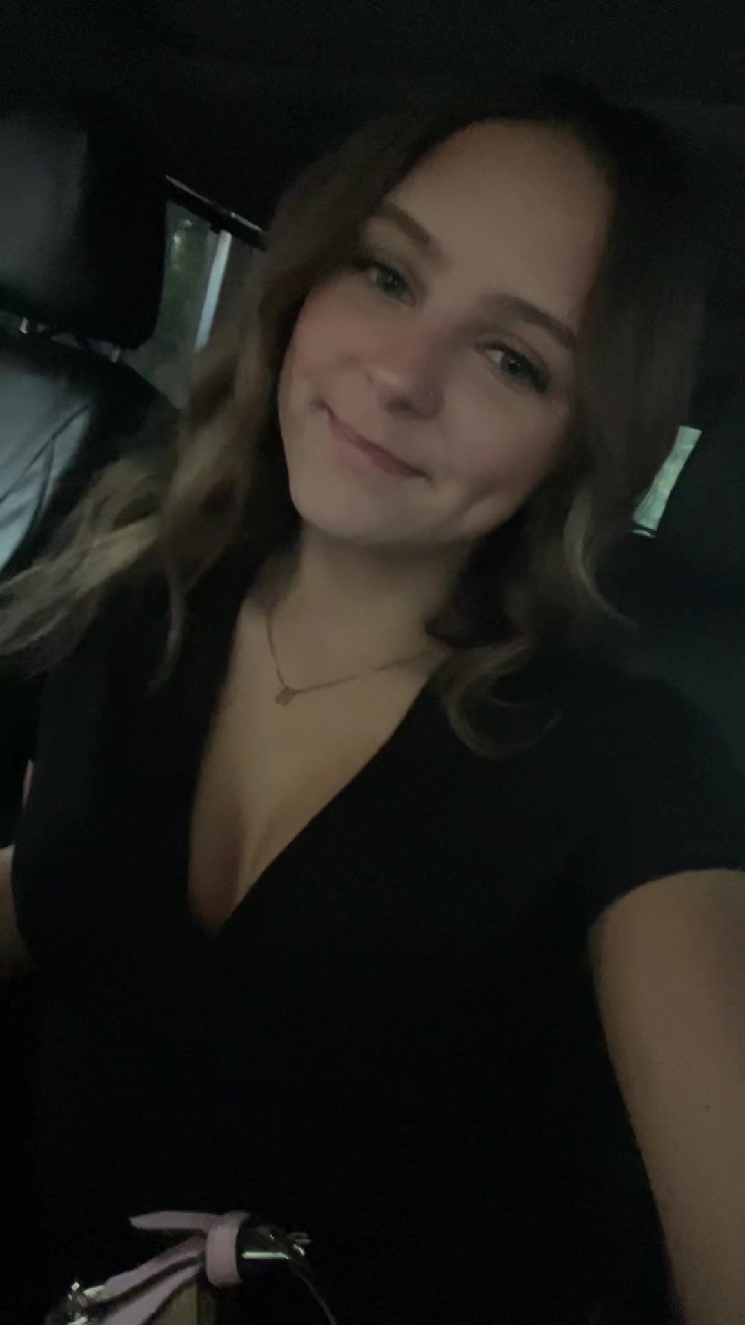 @️