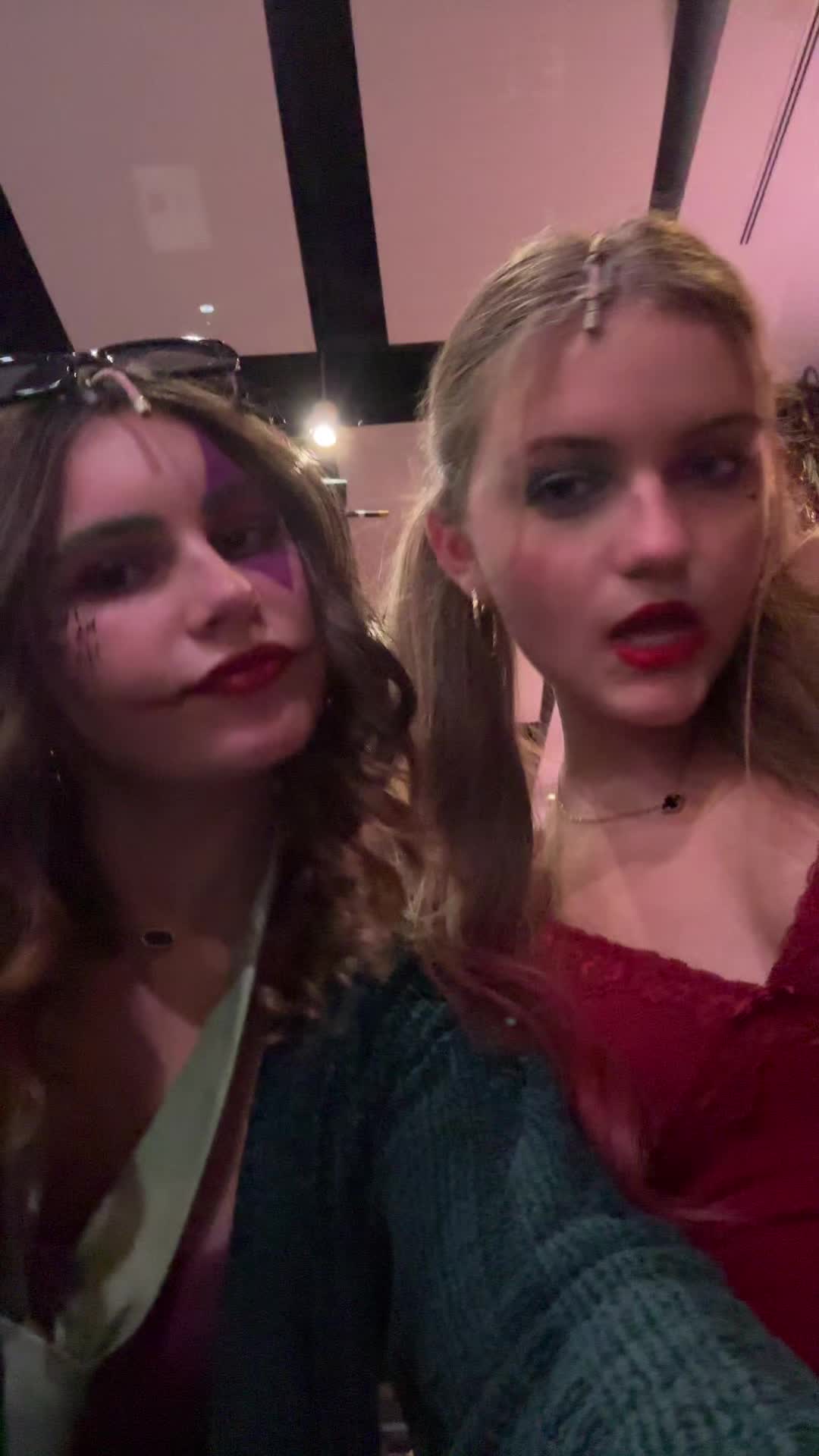 @Sophia