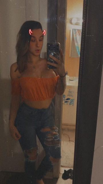 @Ariella Mariee Rose 🏳️&zwj;⚧️✨