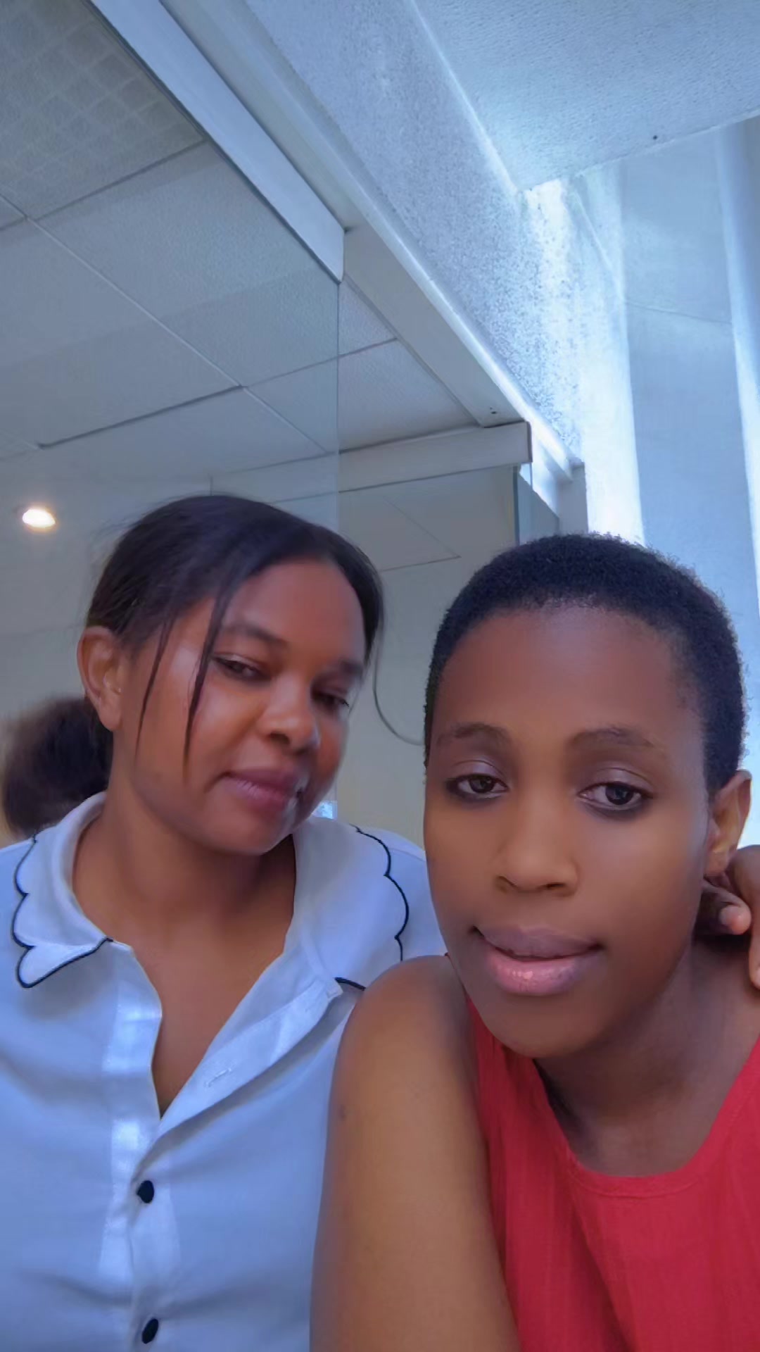 @Kaitesi 💜🤍