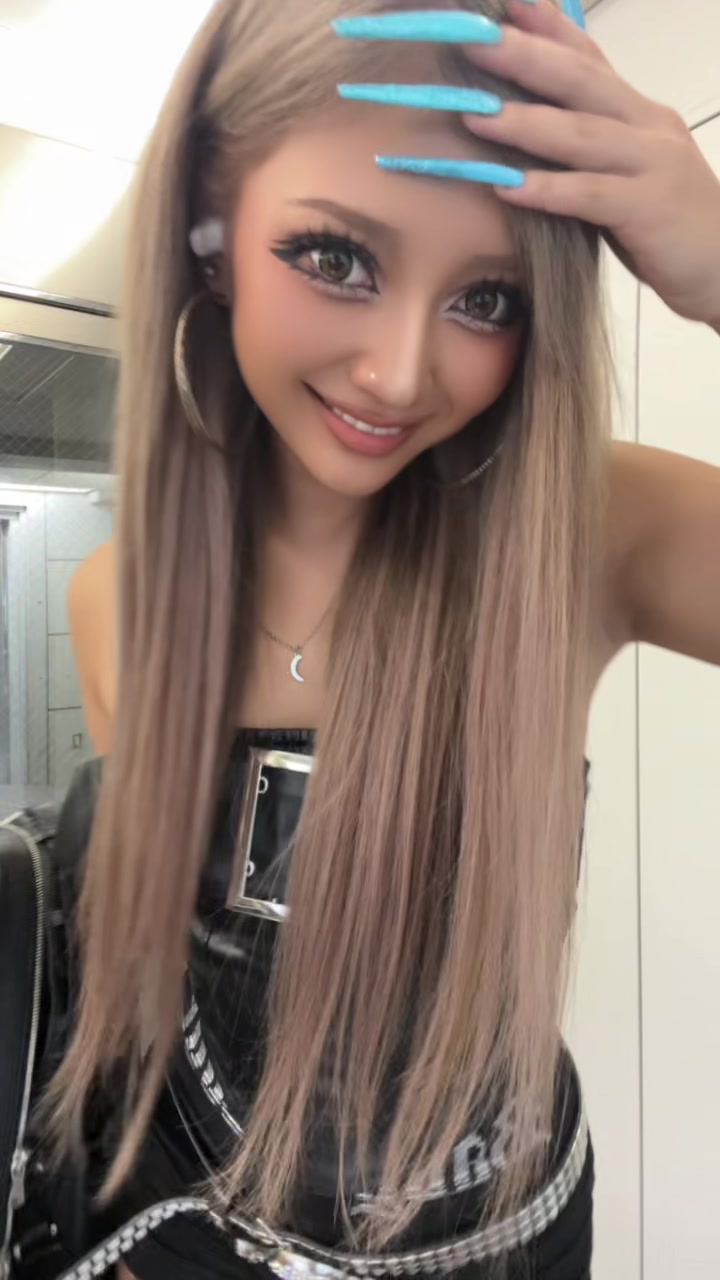 @ウテナ