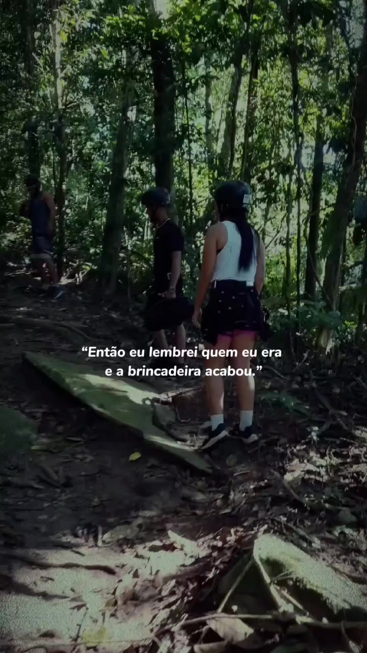 @Brenda Paes