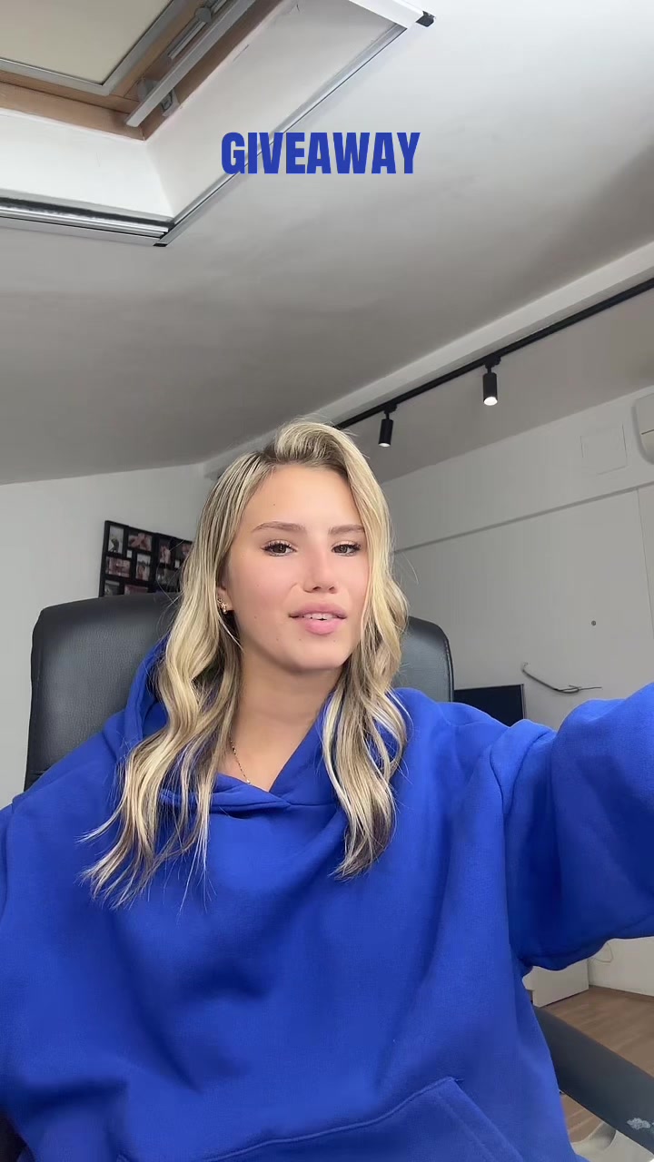 @S B