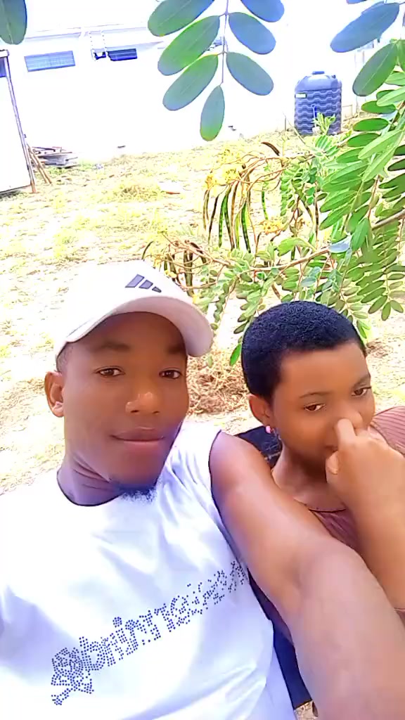 @Tozzy Jeuri56
