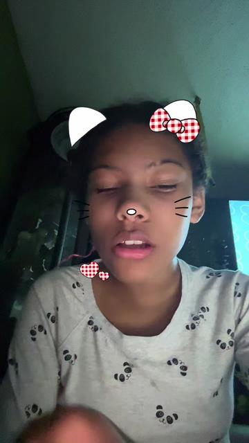 @Riri Tyraneh Urrutia