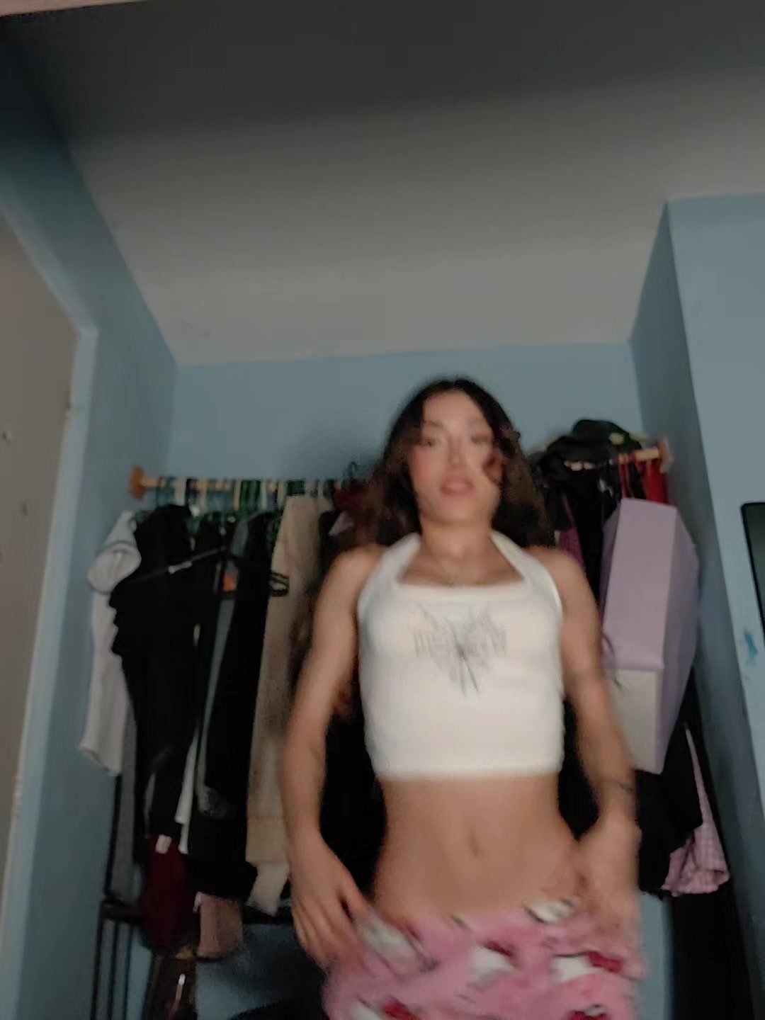 @🧔🏽♀️🍼