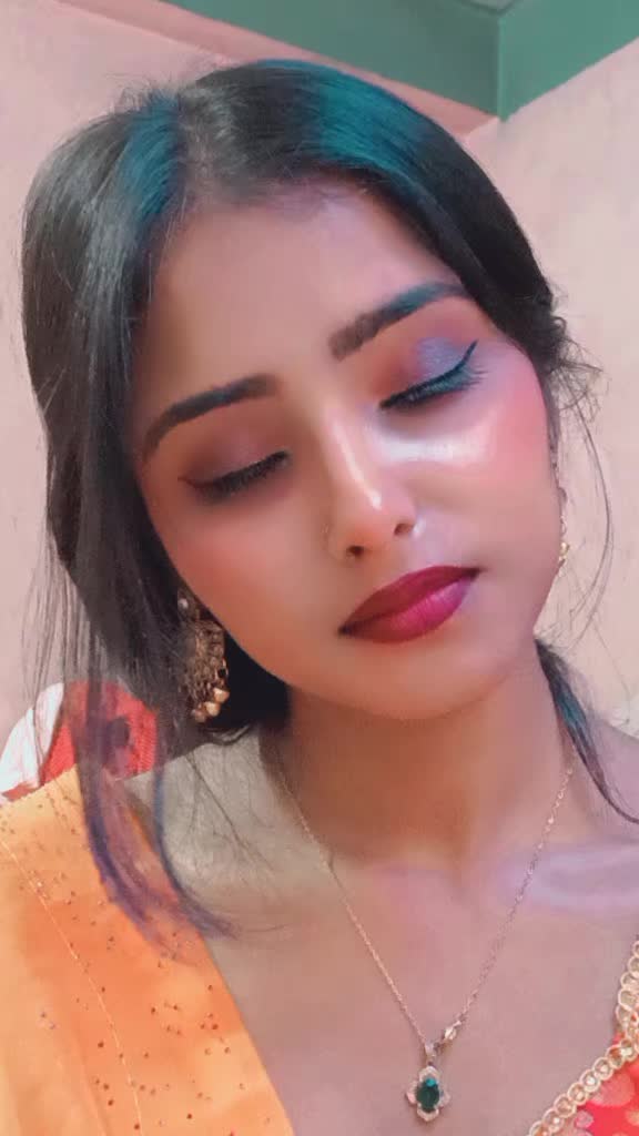 @rakhi thakur🌸🕊️
