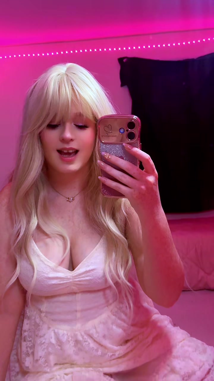 @Kayleaxxo