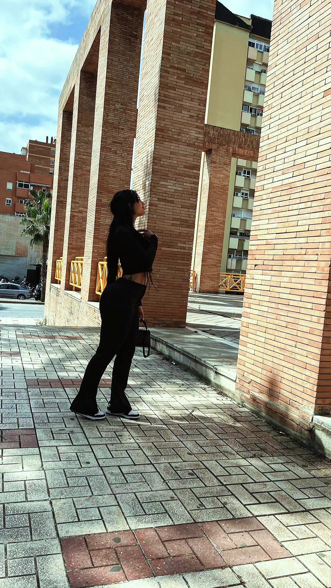 @363_neli