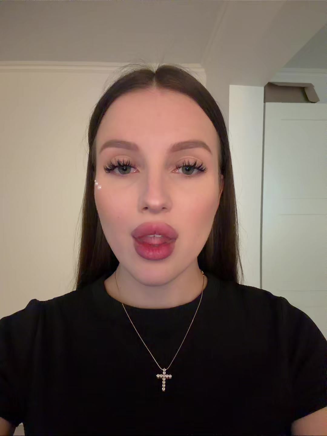@Полинка🫶🏻