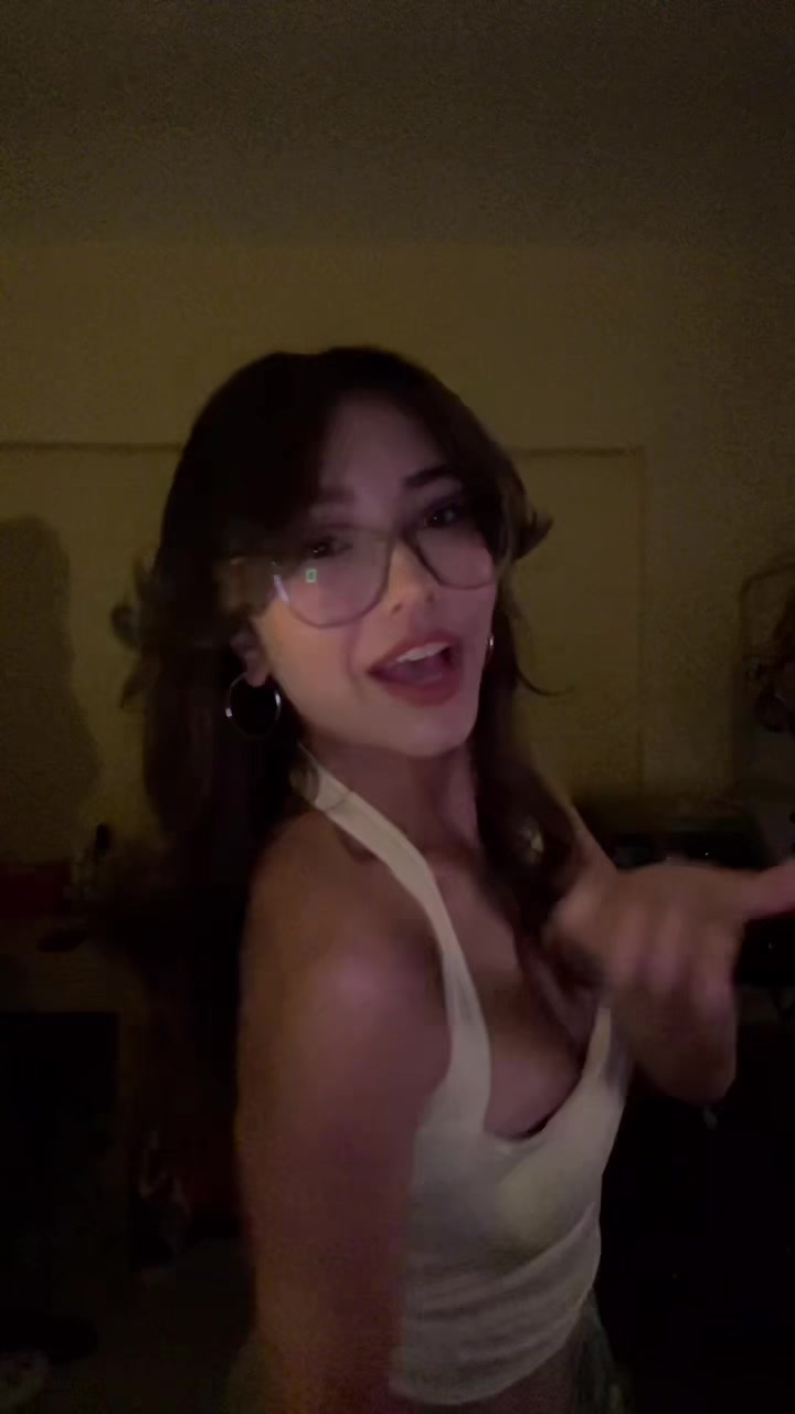 @Ayşenur