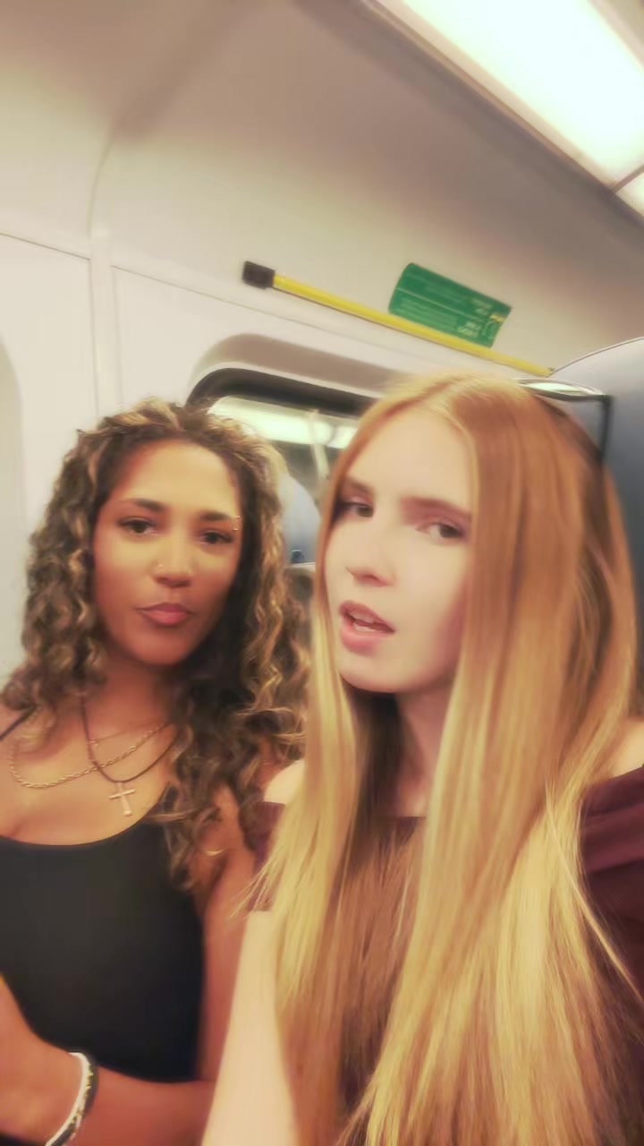 @avqxee
