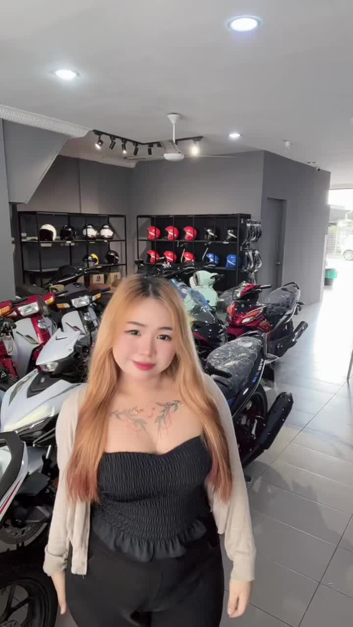 @Erica Borneo Motor - Kolombong