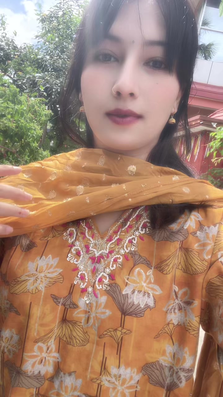 @Lill__sandhuu
