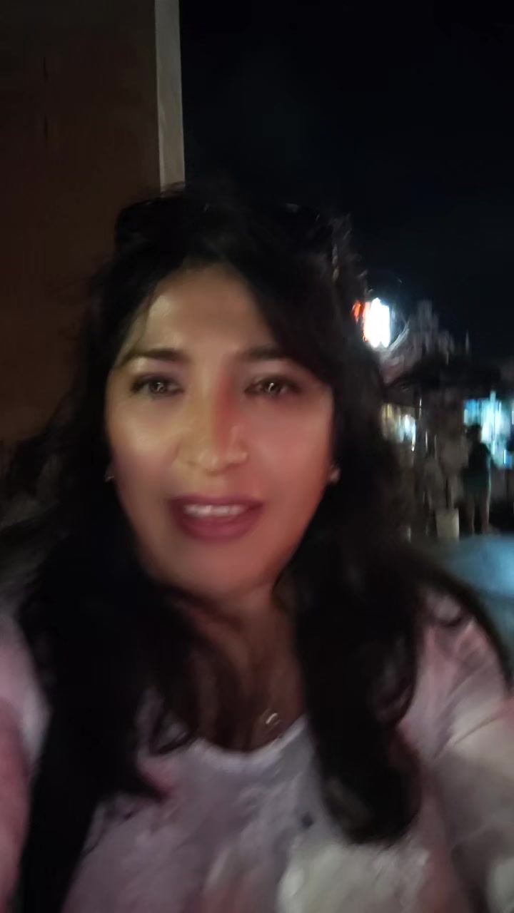 @elvirita la pueblerina