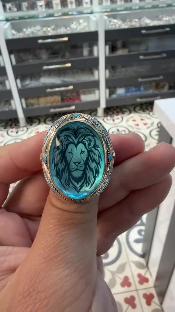 @Zehra Silver