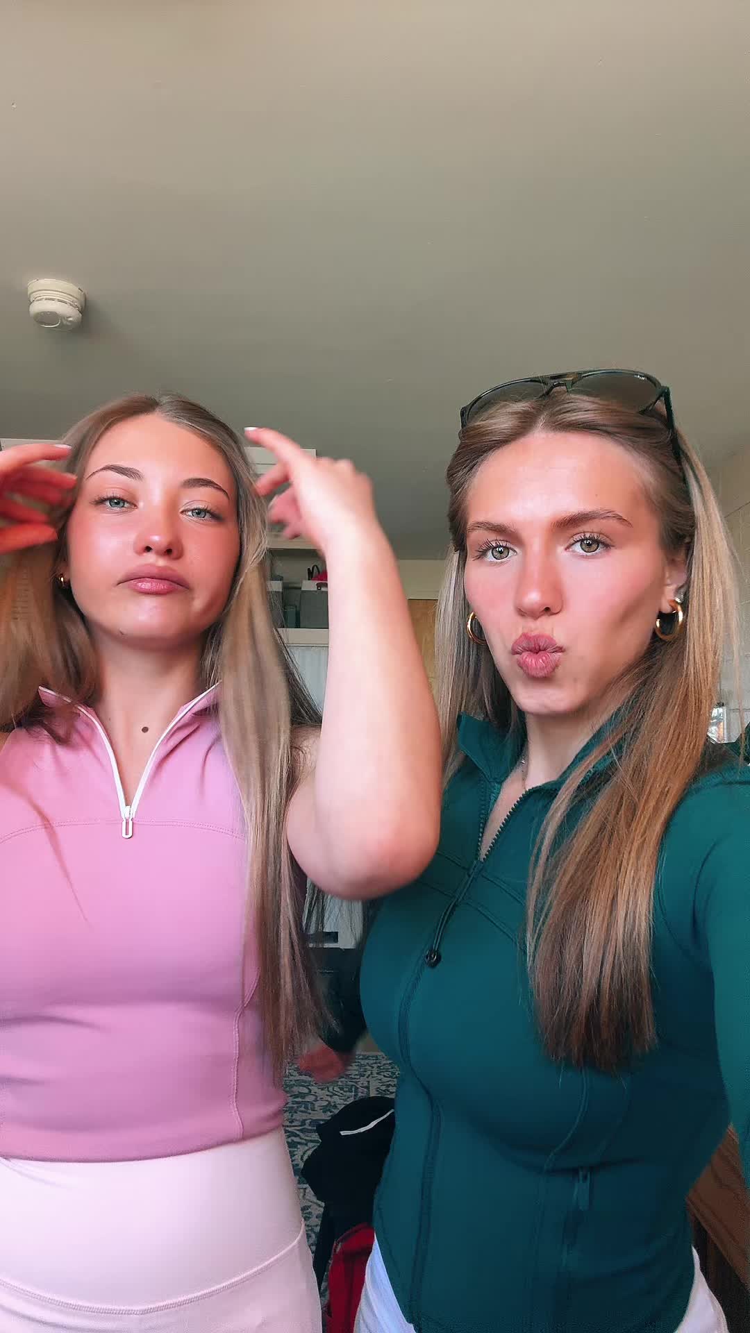 @👸🏼