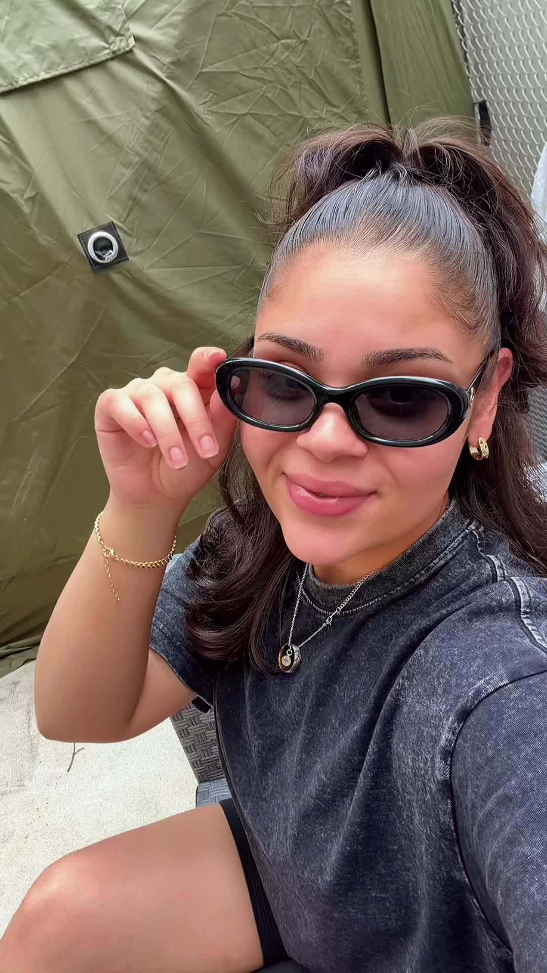 @ChillenWithLadyJ.