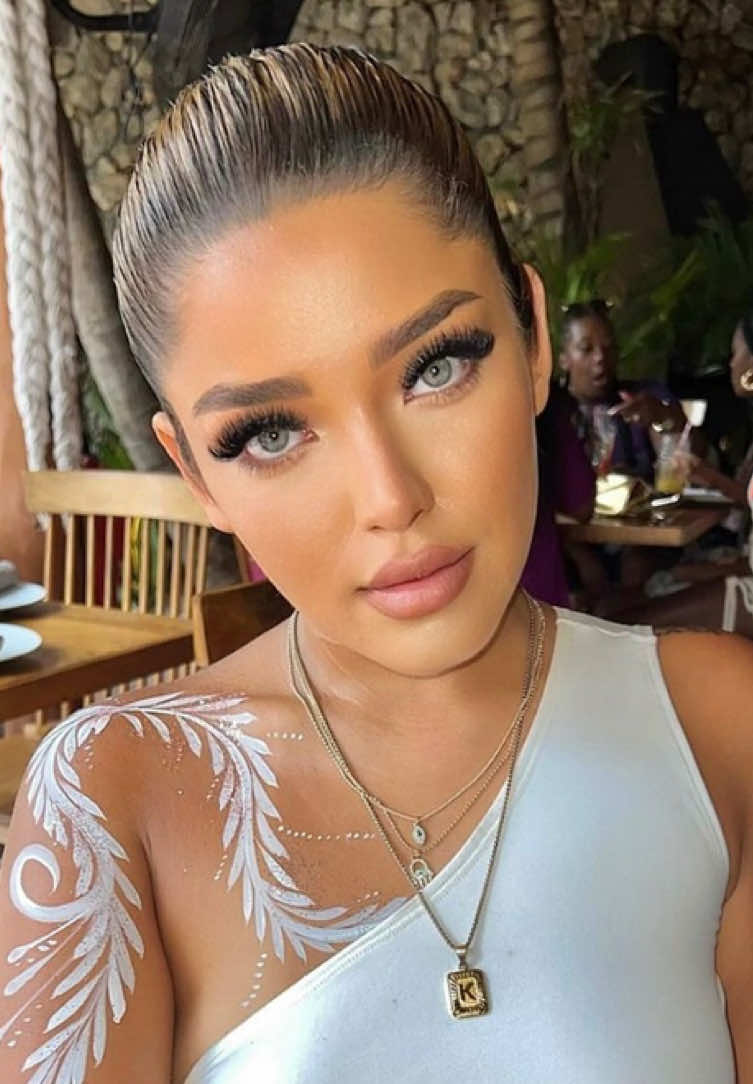 @Belleza Salvadore&ntilde;a 🇸🇻