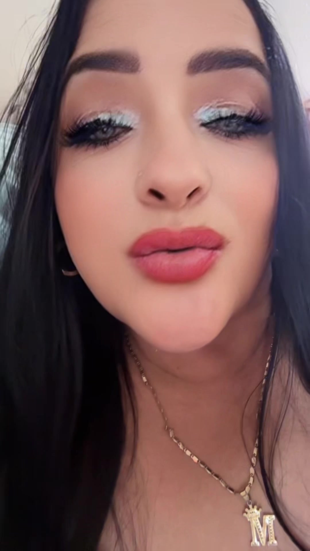 @Brenda ojitos 👀 lindos 🙏😇🥰