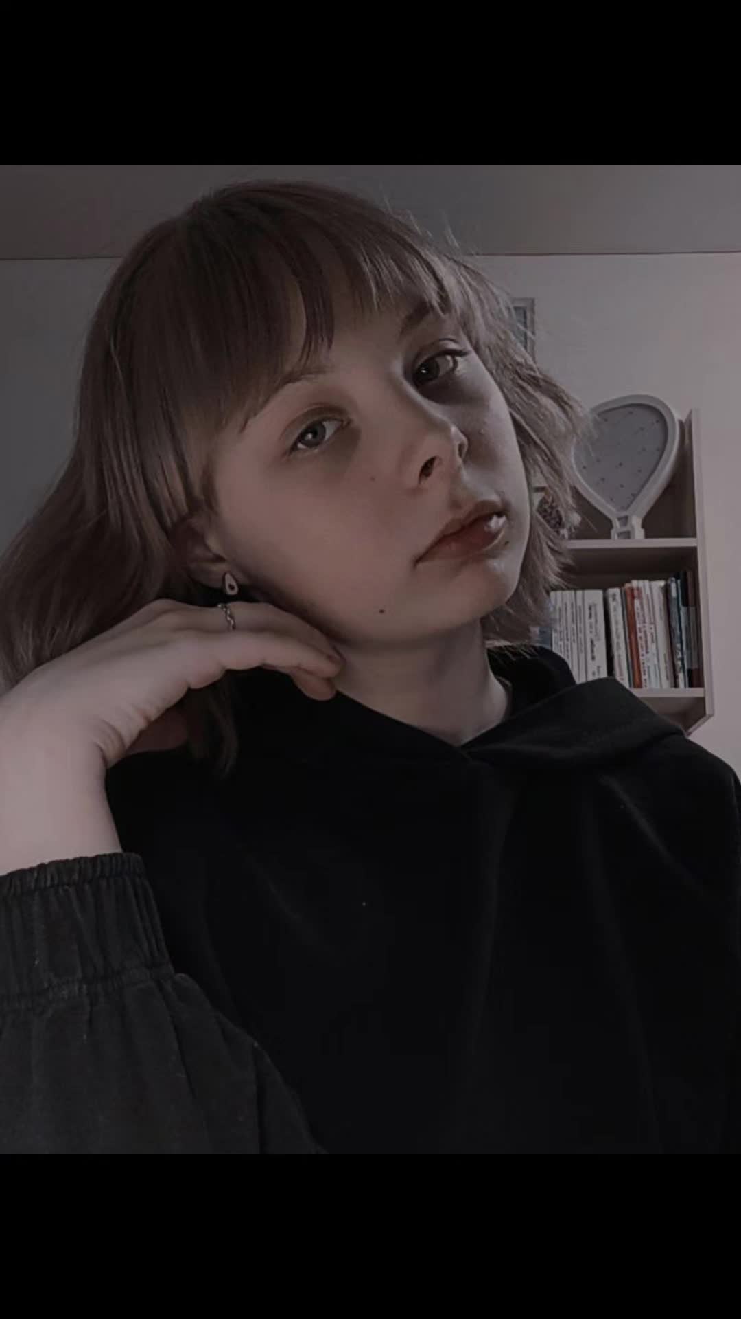 @.@