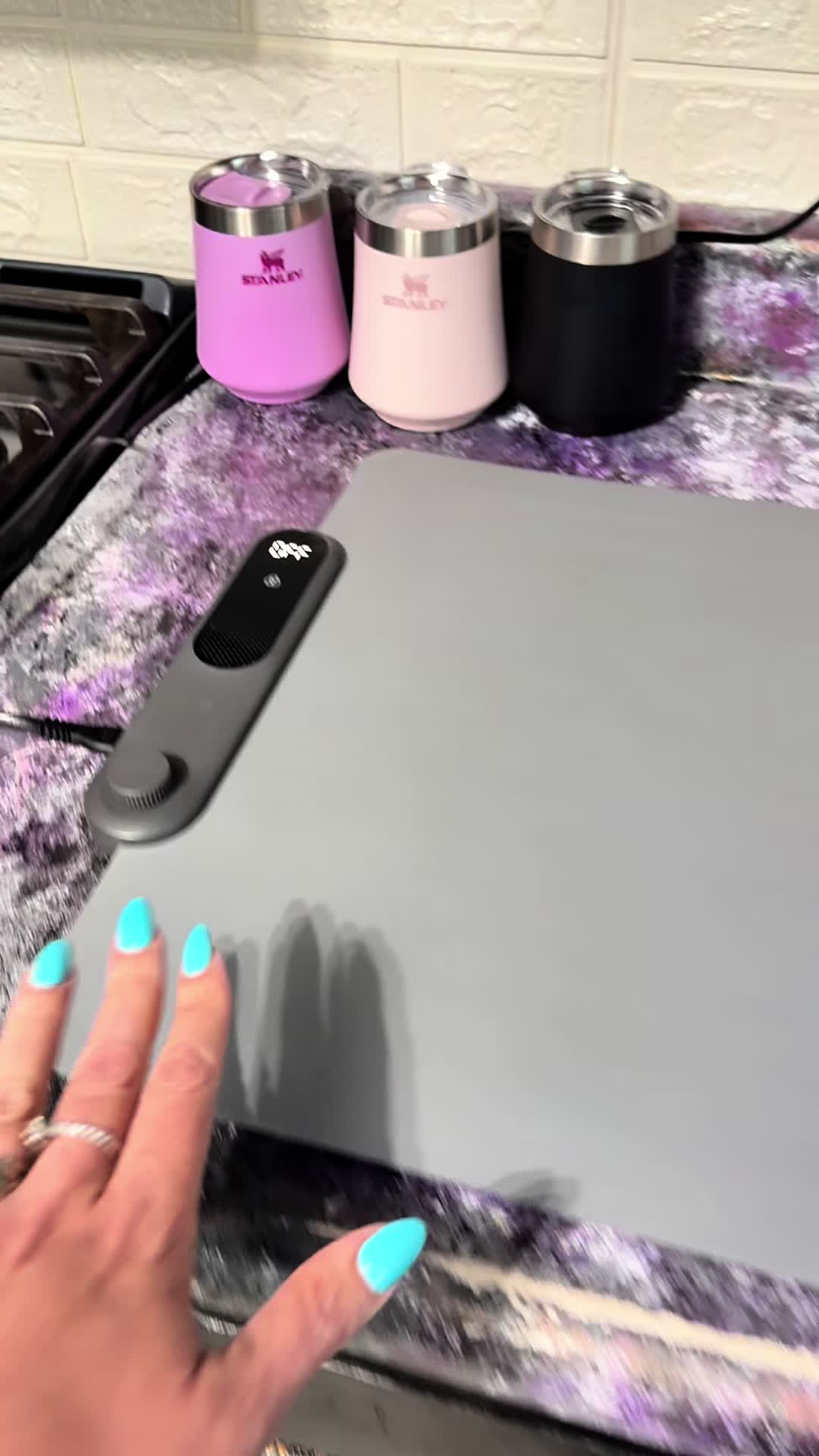 @aspoonfullofsugar77