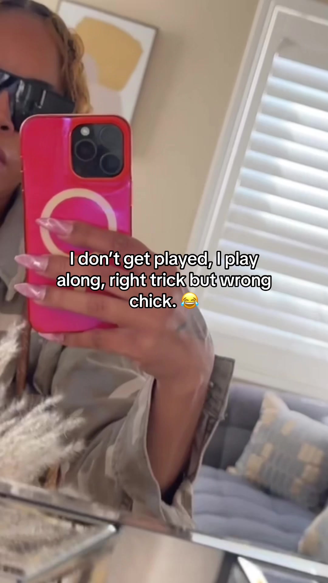 @Holly B | Lifestyle + Laughs