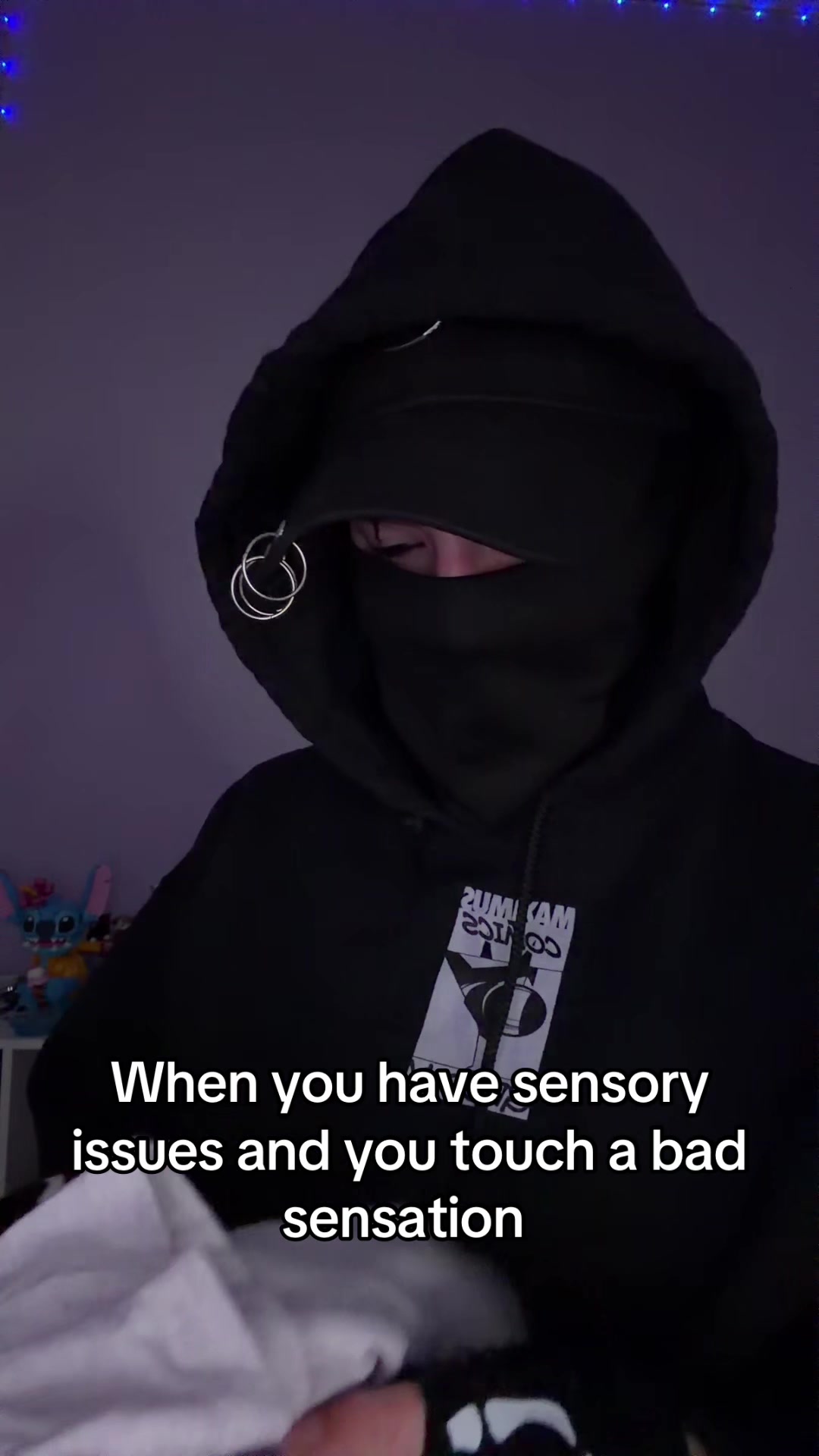 @Girl in the black mask
