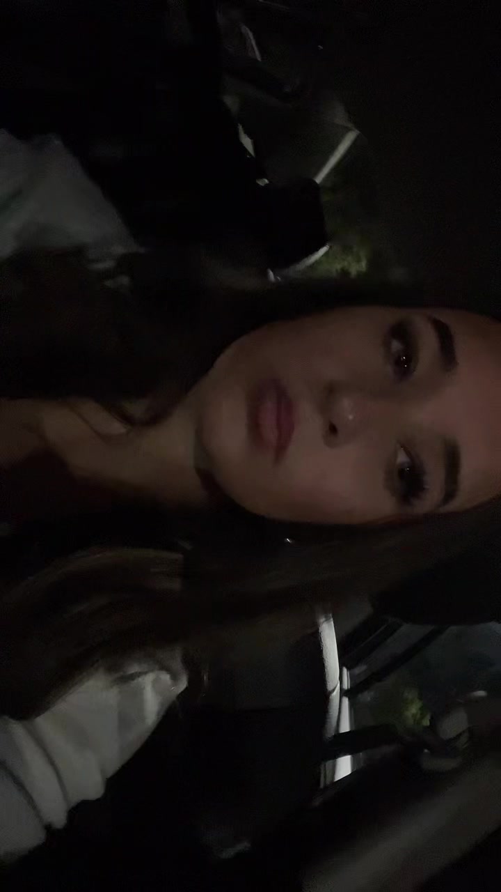 @𝓁𝒶𝓊𝓇𝒶
