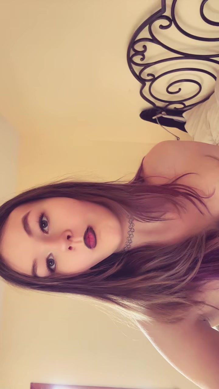@Serenity ‧₊˚🖇️✩ ₊˚🎧⊹♡