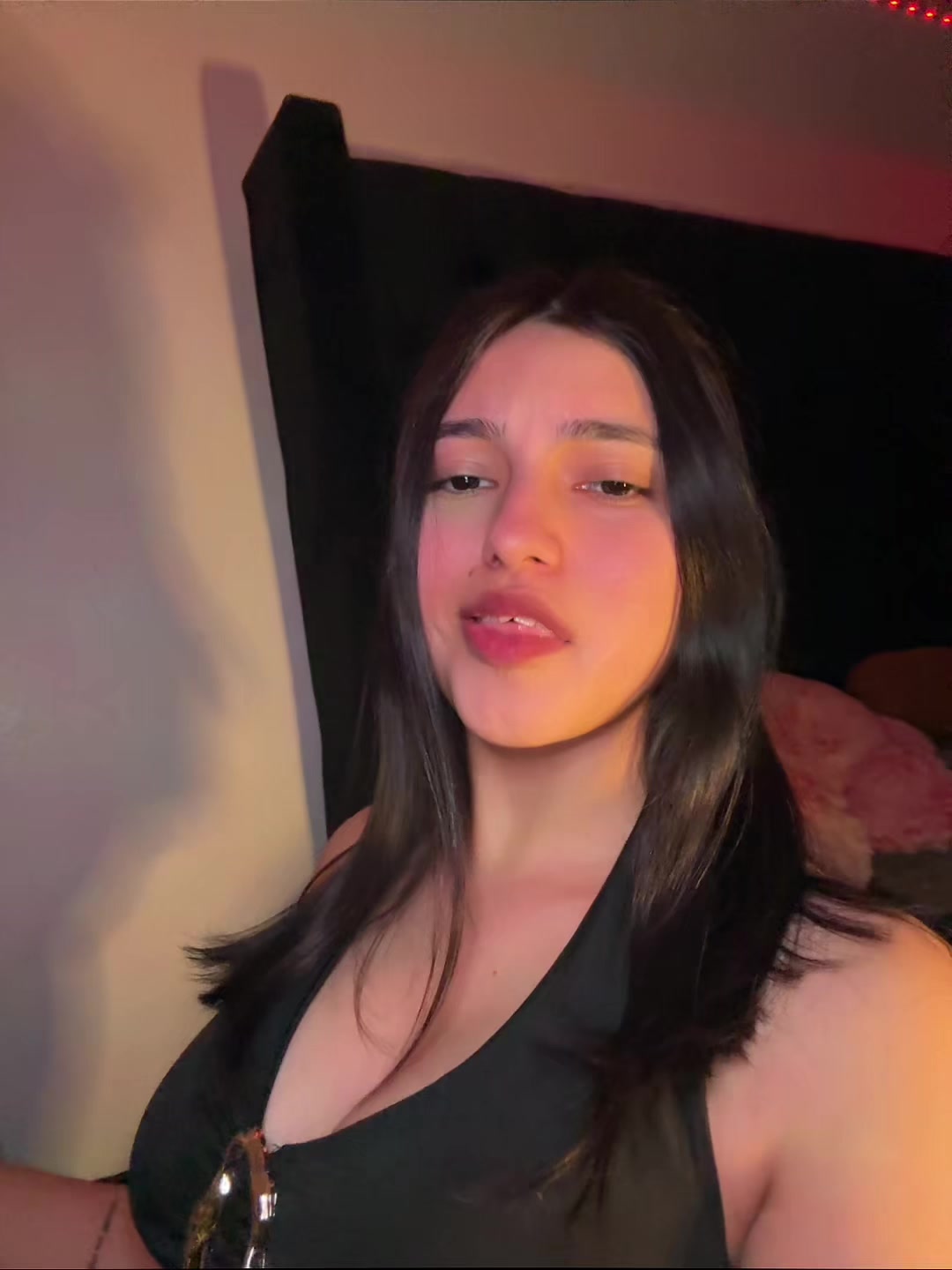 @Nohelia🖤