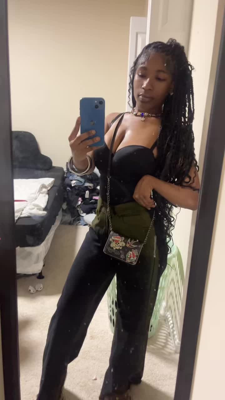 @️