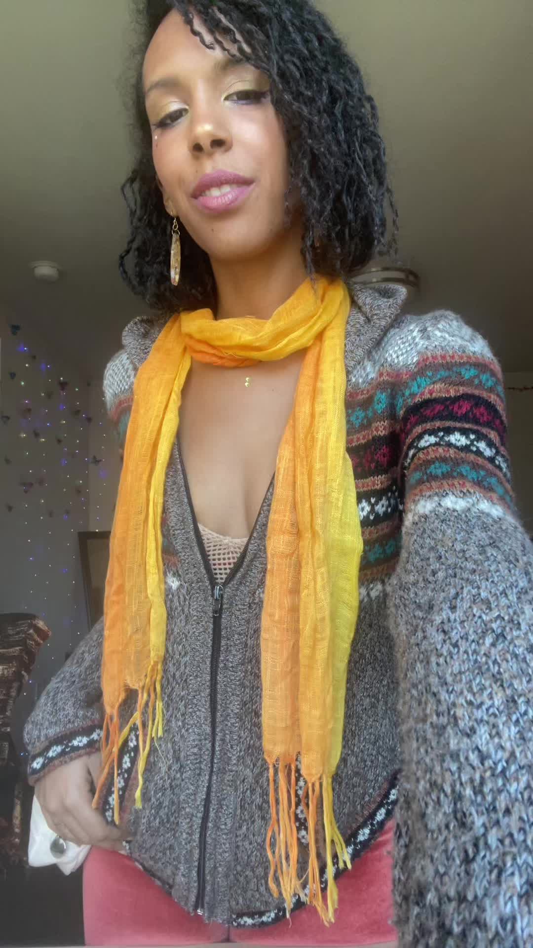 @MarvelousMonica___