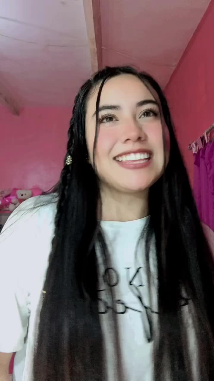 @melani_rivera