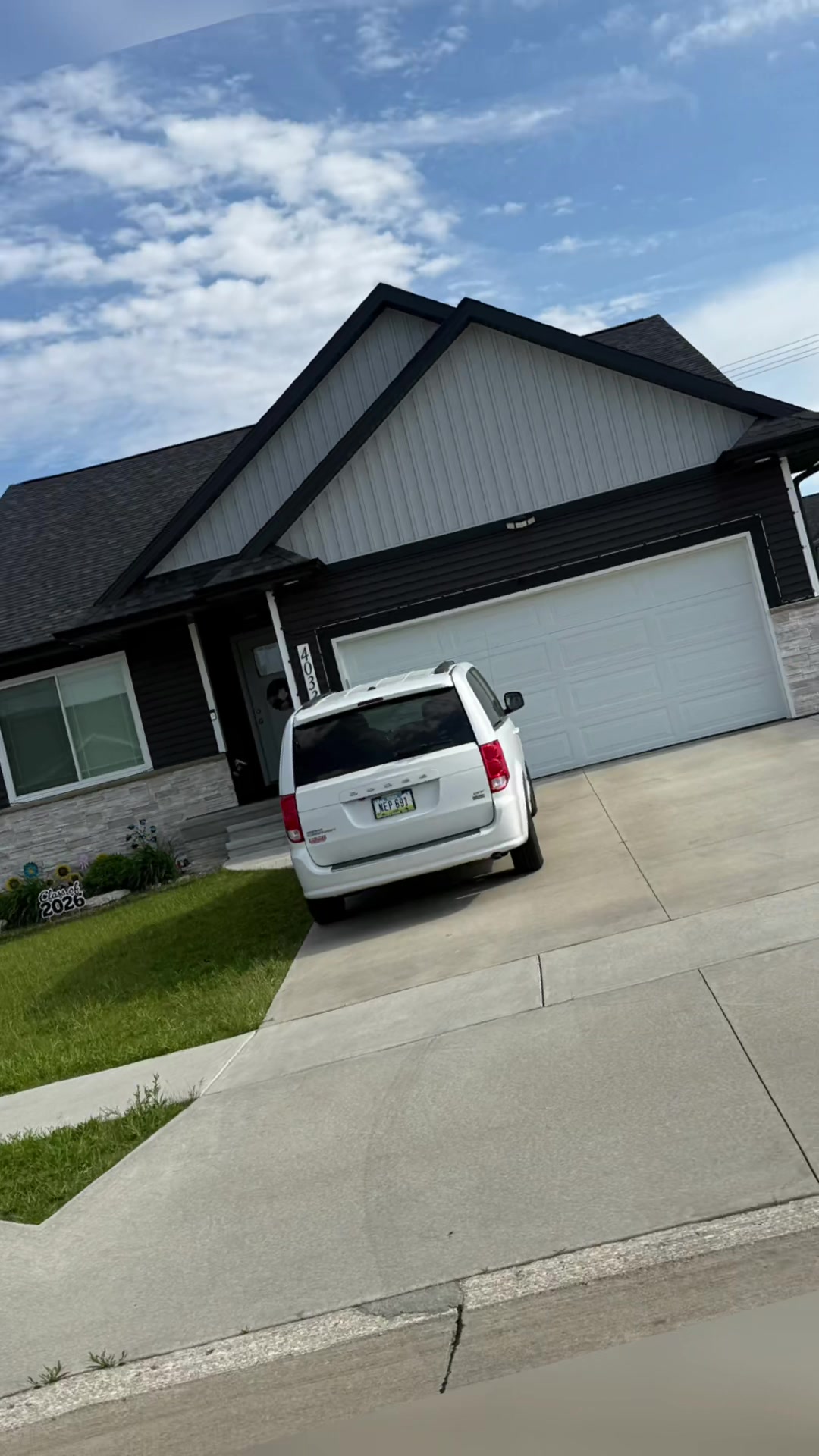 @Manny’s CI Exteriors LLC