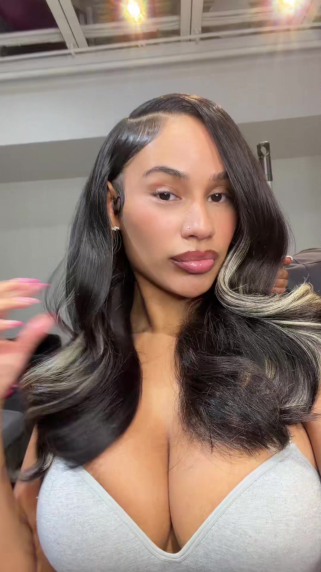 @Elisa