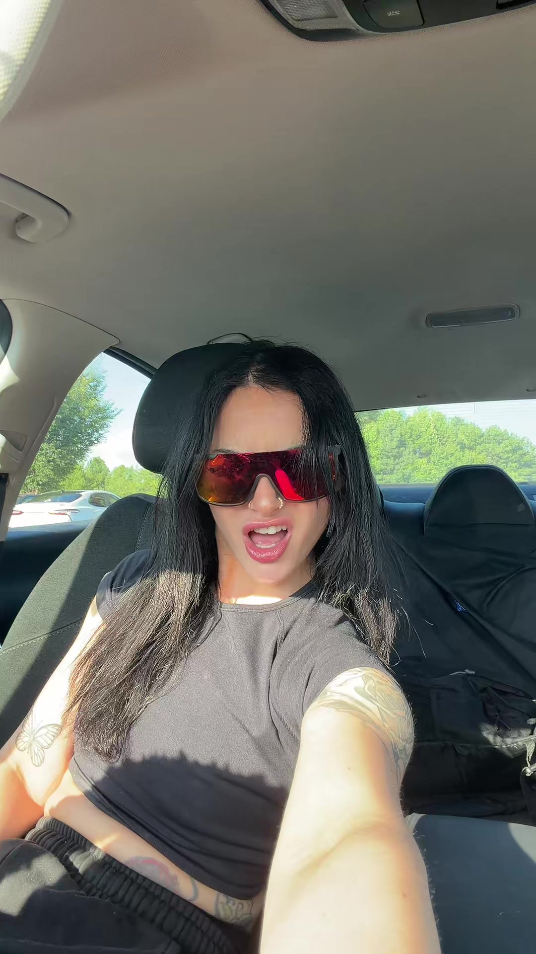 @zarinabae