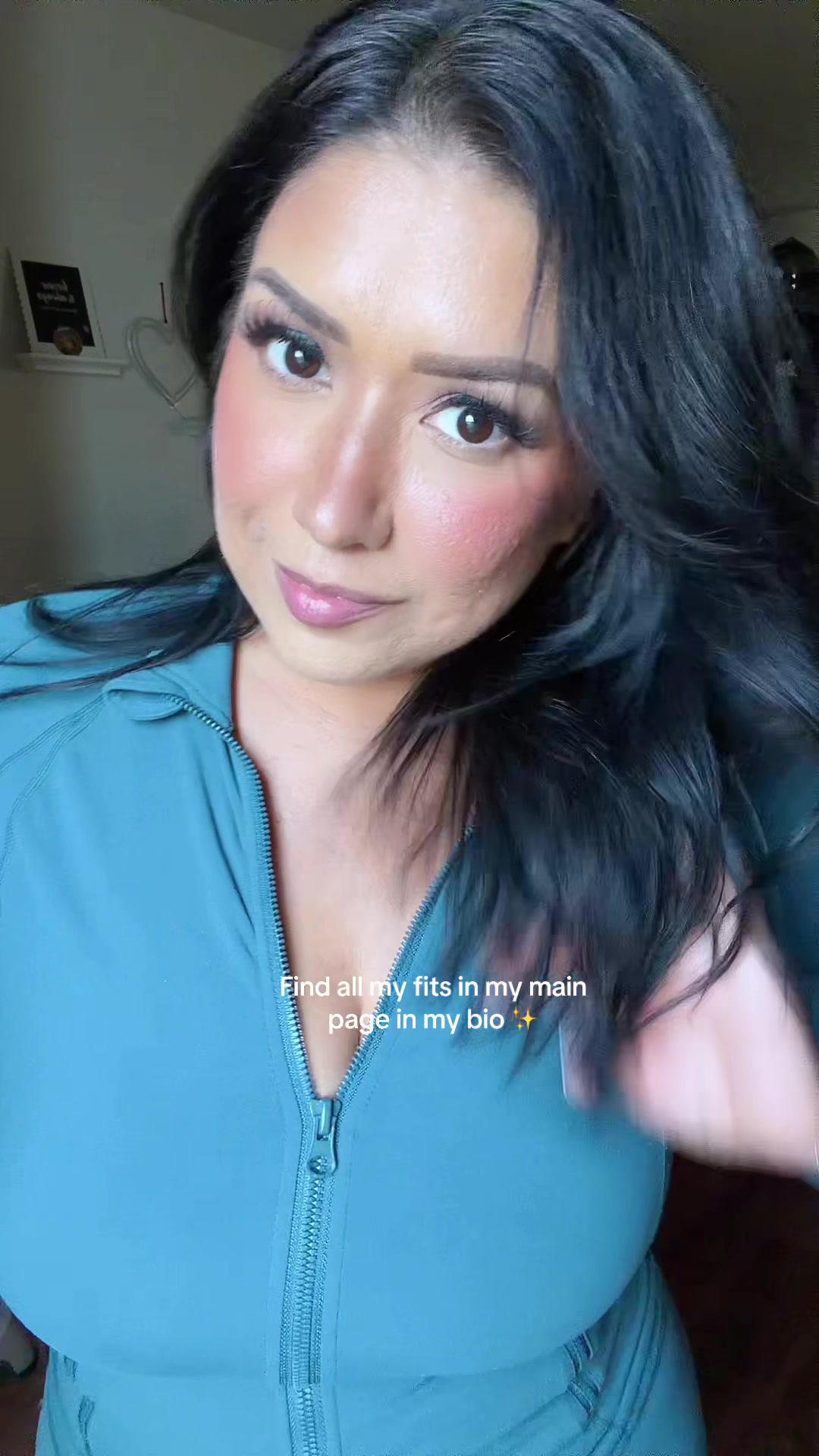 @Moni✨