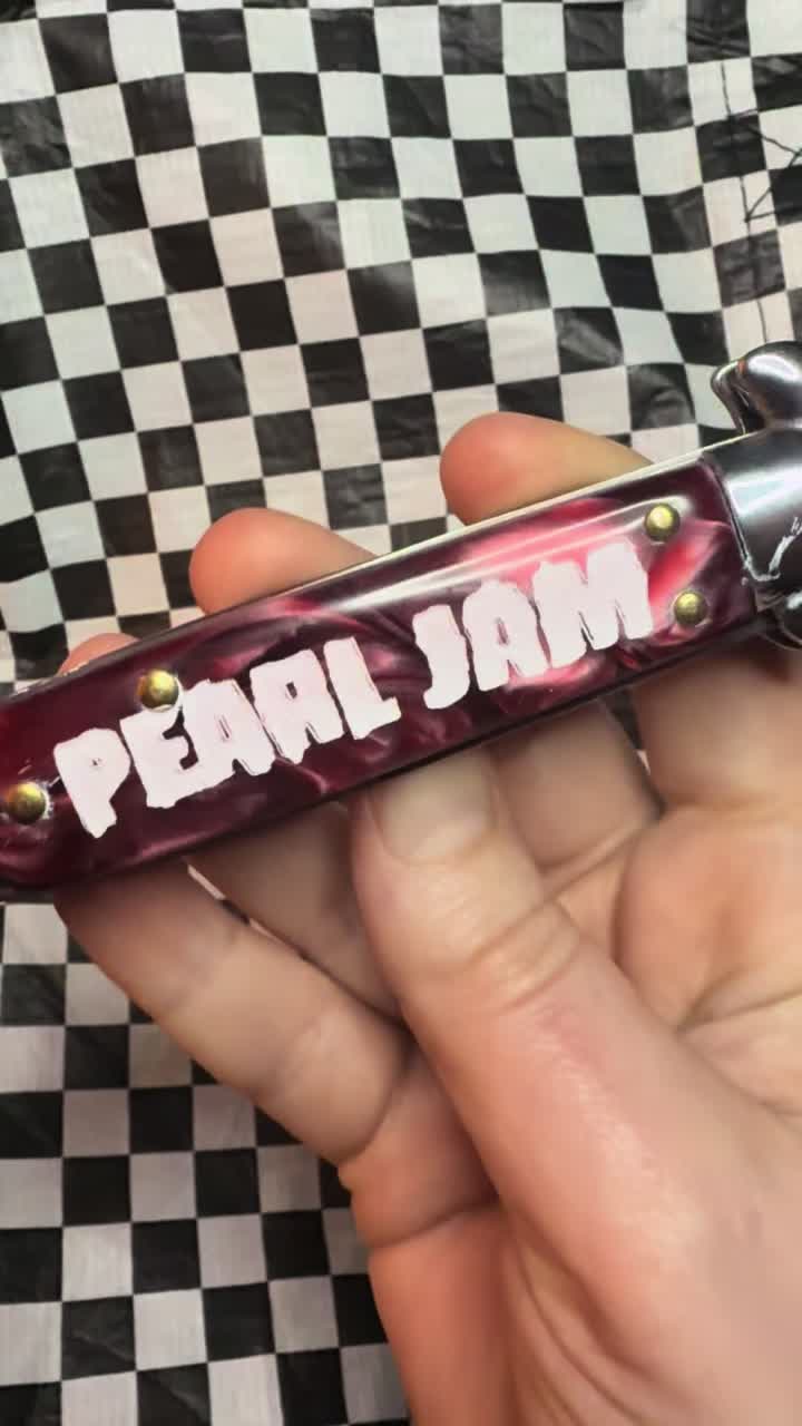 @Wet Wizard Custom Engraving